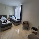 Haus Deitje 게스트하우스